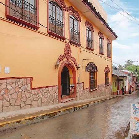 Capital O Casa Real Hotel Huauchinango Exterior foto